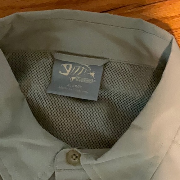 G.Loomis vented fishing shirt XL - Picture 7 of 9